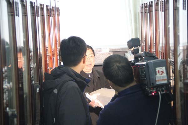 ����ý��߶ȹ�ע����ѧԺ������Ԫ�䱾������չ