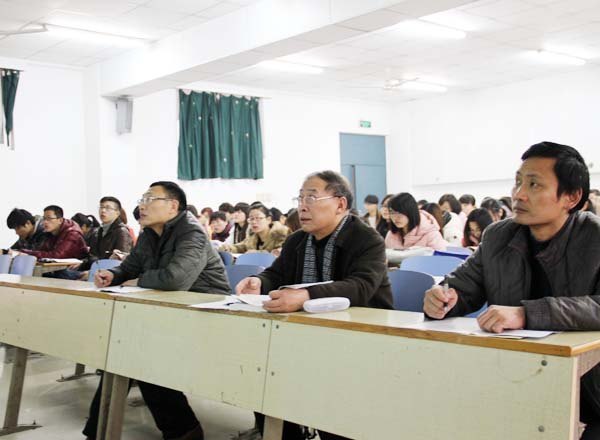 ��ѧ��ʼ ����ѧԺУ�쵼�����������