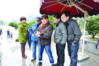 ���������������Ͻ������ں�����ɽд����Ӱ