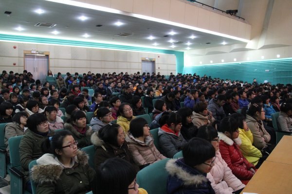 �����г�����ѧʦ���߽����ݹ�ѧԺ