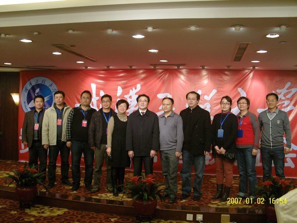 ����У�ѷֻ��ٿ�������