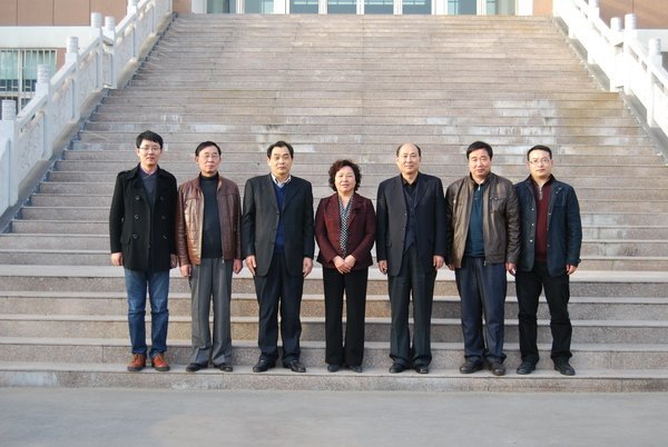 省教育厅专家组到郑州职业技术学院进行全省高校思想政治工作先进单位候选单位实地考察