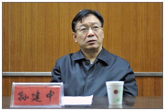 ����ѧԺ�ٿ���չ����������ѧ�硢��������У԰�����Ա���