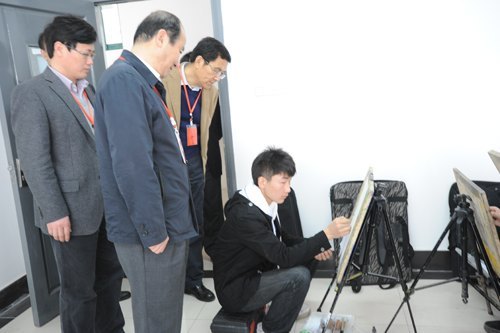 ������ҵ��ѧ2013�����ʡ����רҵ��������˳������