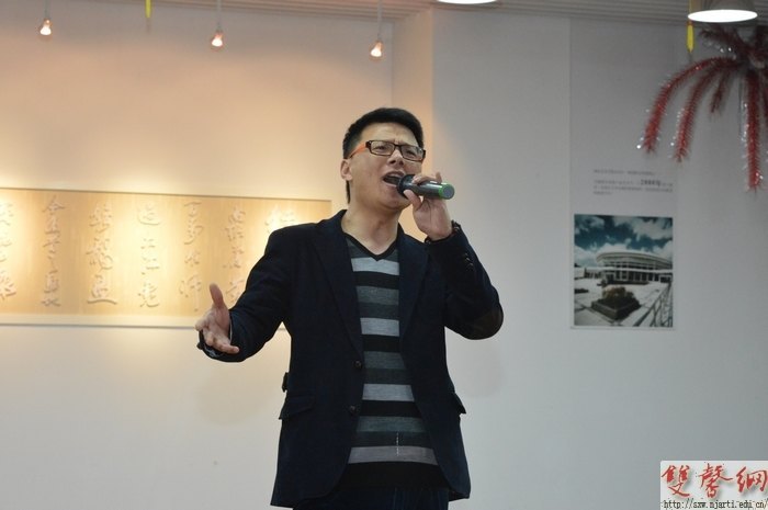 �Ͼ�����ѧԺ�ٰ���������ף�����ˡ������Ͷ���Ů��