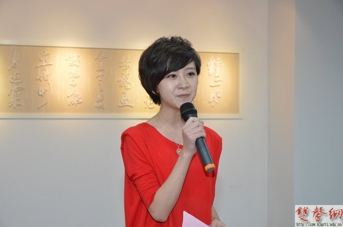 �Ͼ�����ѧԺ�ٰ���������ף�����ˡ������Ͷ���Ů��