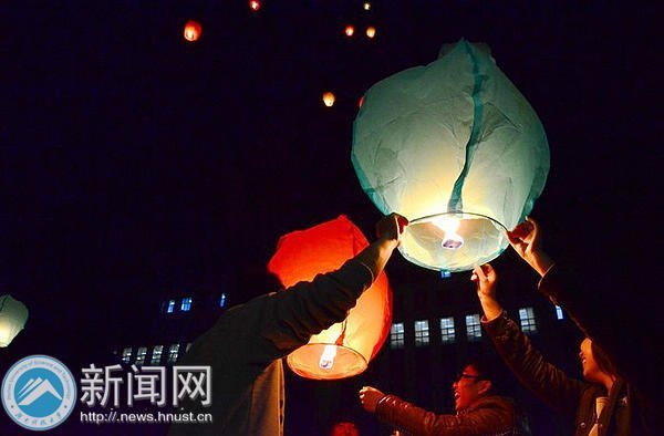 【图说科大】放飞希望与梦想