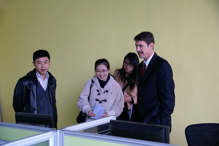 美国佛罗里达理工学院Wallace Pond博士一行来访南昌工学院