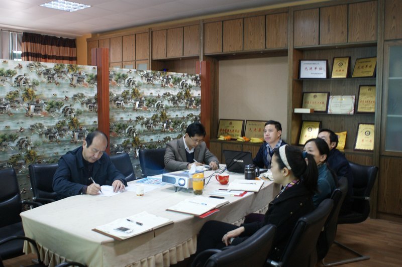 校党委书记周应佳调研国际交流与合作工作