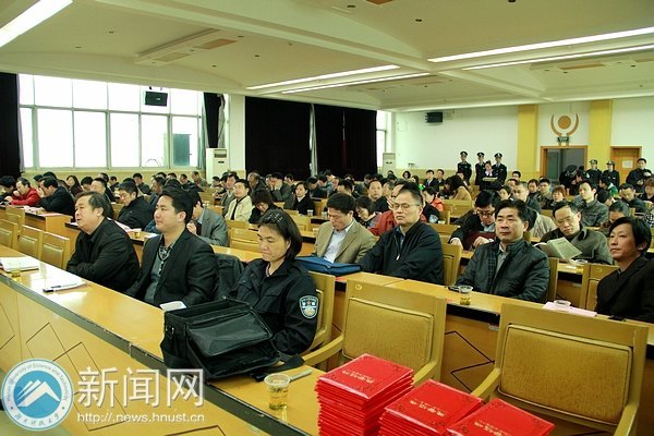 2012����������ۺ���������ƽ��У԰�����蹤���ܽ������2013������ά�ȹ���������