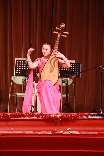 �人���̴�ѧ�ٰ조��ˮǧɽ�����顱��ҵ�Ļ���У԰��������