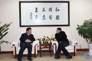 ɽ��������ѧ��ί��������һ������