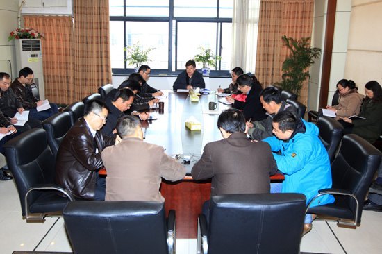 南京理工大学泰州科技学院组织开展中心组学习