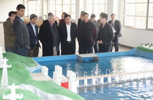 美国沙漠研究院校长Stephen Wells一行来河海大学文天学院考察访问