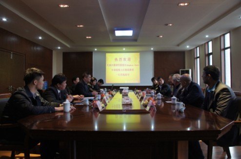 美国沙漠研究院校长Stephen Wells一行来河海大学文天学院考察访问