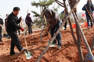 ѧУ�쵼�μ�ֲ���