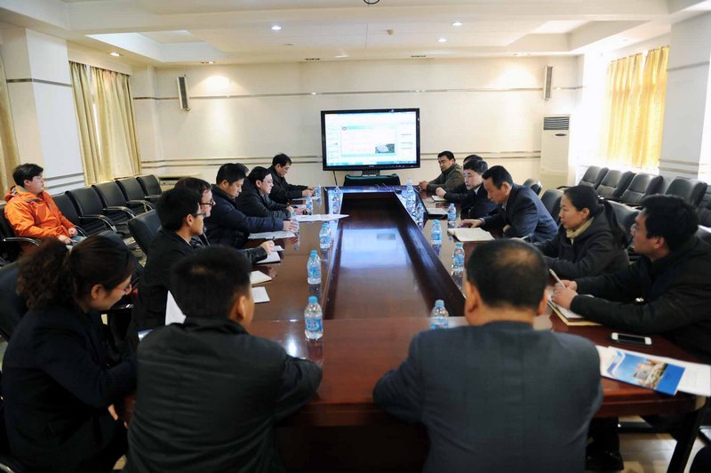 �人������ѧ��������У����