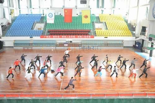 体育部开展教研活动和太极拳业务学习