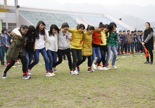 校第十二届公寓文化节盛大开幕