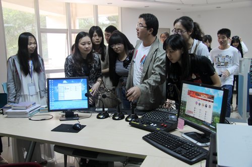 �㶫ҽѧԺ��ί������ʦ�����û���ѧԺ