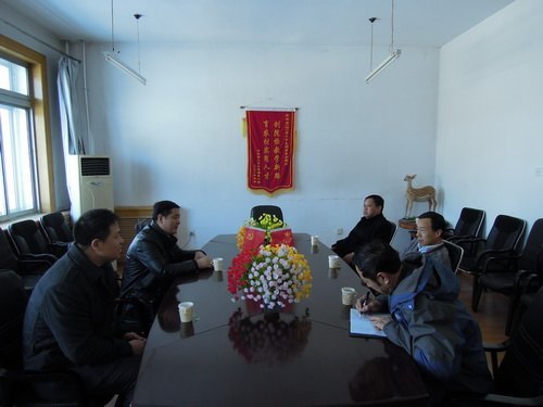 深化校企合作 实现共赢局面深化校企合作 实现共赢局面