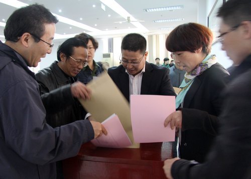 ̨��ѧԺ�ٿ�2012����쵼���Ӻ��쵼�ɲ����˹�������