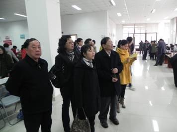 (图文)安徽工业大学工商学院组织毕业生参加安工大2013年春季就业市场