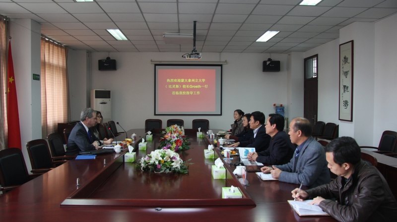 �����ɴ���������ѧ������˹��У��һ�е�����ѧԺ��������