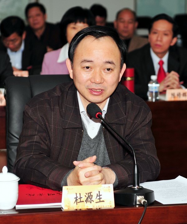 李红副省长来校视察指导