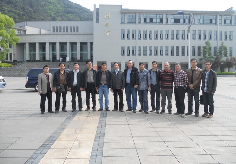 重大任亨斌教授来城科交流研讨