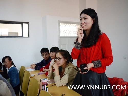 ����ʦ����ѧ��ѧԺ�ٿ�����У��ѧ����̸��