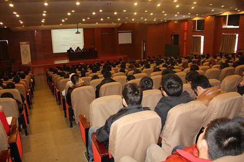 ְ����������У԰