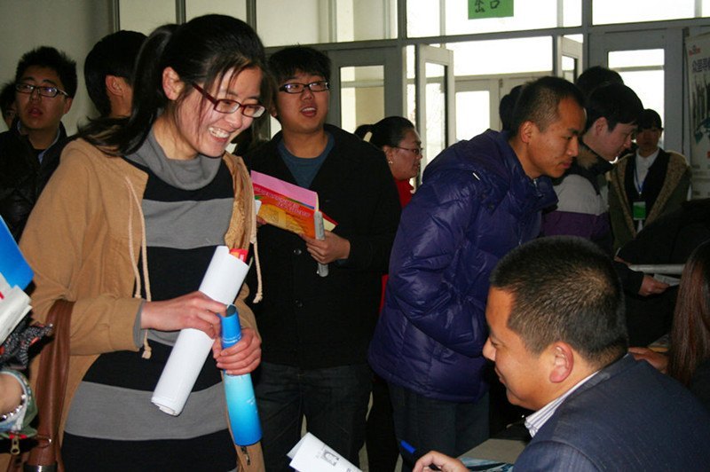 ��̨��ѧ�ľ�ѧԺ�ɹ��ٰ�2013���ҵ������У԰��Ƹ��