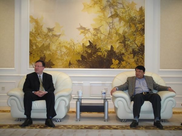 ����ѧԺ�븴����ѧ�У�ʺ���