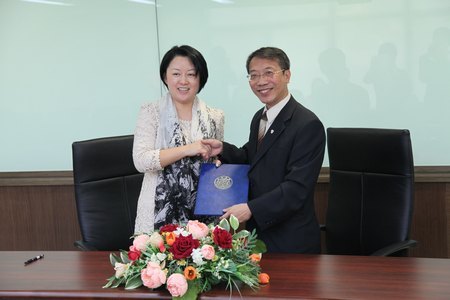 �����츱У�����ŷ���̨����У