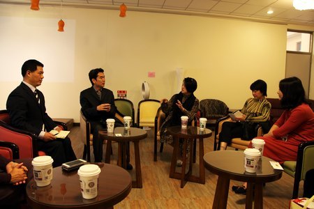 �����츱У�����ŷ���̨����У