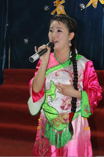 音乐学院11级本三班举办实践音乐会