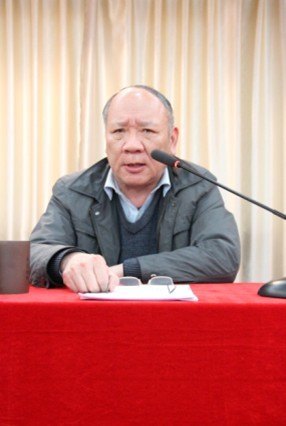 �Ӻ���ѧ����ѧԺ�ٿ������˹���ʵʩ�취�������