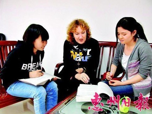 【惠州日报】5年帮30学子圆留学梦