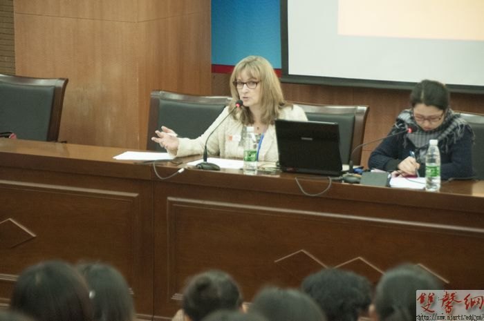 �������������γ̹������������չ���2013Բ������ɹ��ٰ�