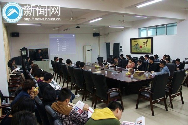 商学院08届校友重聚母校:回首青春往事 继续追梦脚步