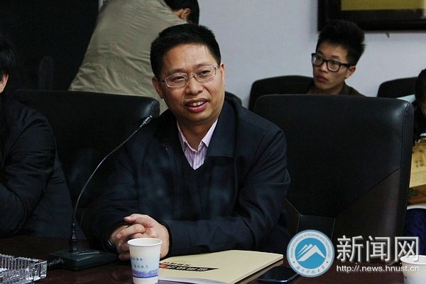 商学院08届校友重聚母校:回首青春往事 继续追梦脚步