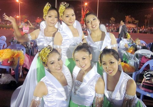 ���ܽ����ഺ��֮�ţ�ŷ�����ӡ����޻ڻ���ʱ