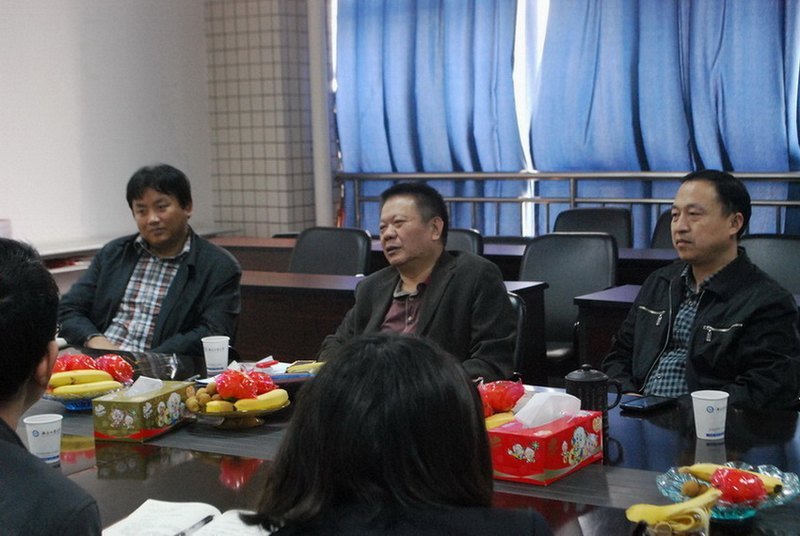 ������ѧ�ߡ��������о�Ա��Уָ��ʡ���ص�ѧ�ƽ���