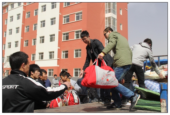 ����ѧԺ����ѧ��4��8�տ�ʼ��Ǩ��У��