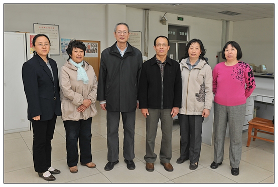 ����ѧԺУ�ѡ��п�Ժ�о�Ա������ΪĸУ����