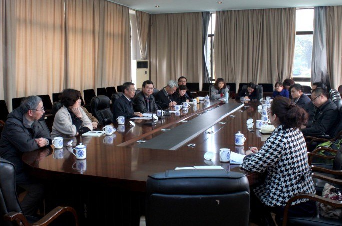 ����ѧ�߳����������ݹ�ѧԺ��ѧ������