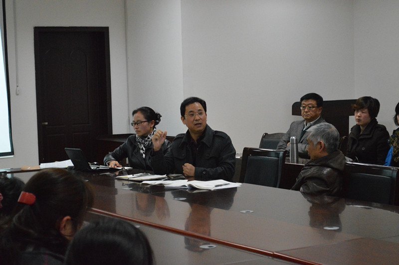 ��̨��ѧ�ľ�ѧԺ�ٿ��˲�����ģʽ�ĸ����ֻ�