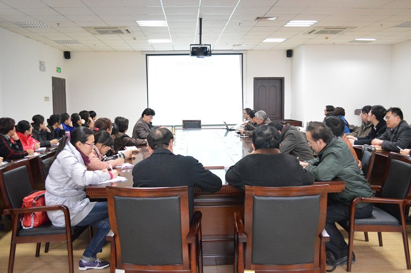 ��̨��ѧ�ľ�ѧԺ�ٿ��˲�����ģʽ�ĸ����ֻ�