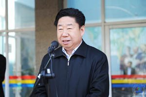 ���ϴ�ѧ�׽���ʽ��������Ļ��ڿ�Ļ